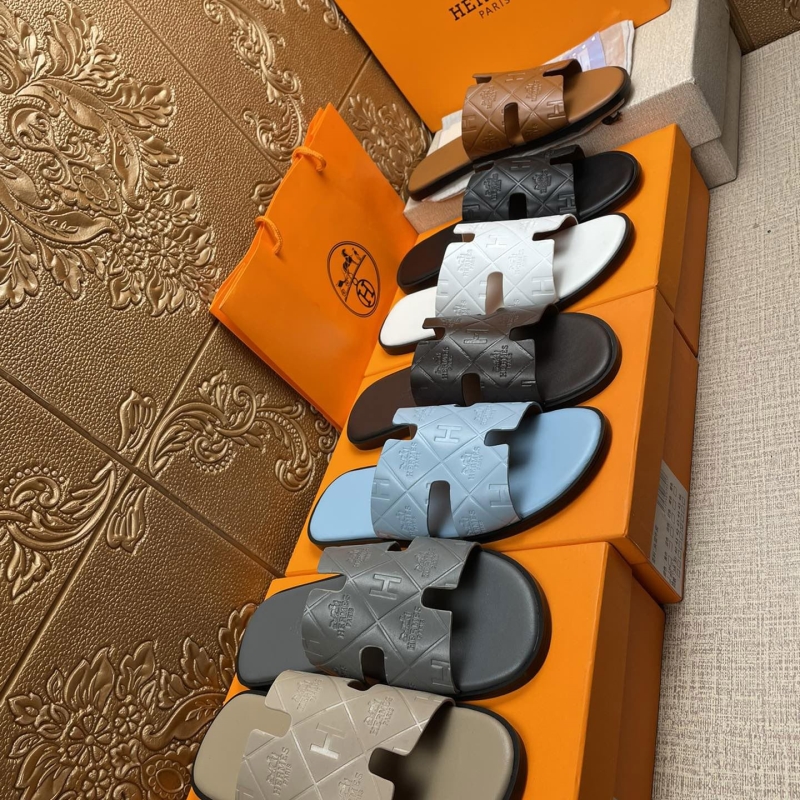 H**mes slippers